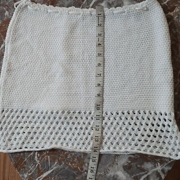 Crochet White Two-Piece Outfit - Picture 11 of 13
